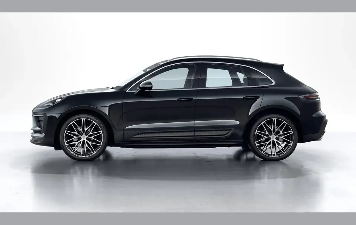 Used Porsche Macan 261 HP (191 kW) 2021 Black SUV