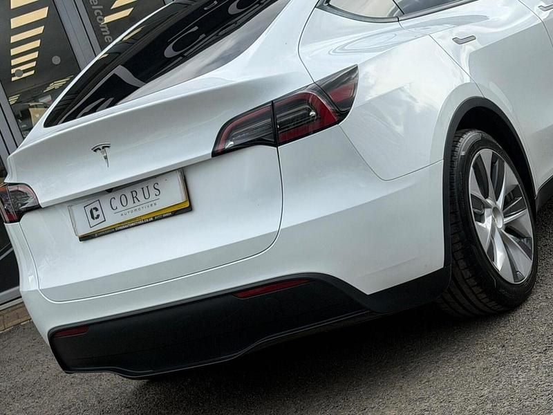 Used Tesla Model Y RWD 219 kW (299 HP) 2023 White SUV