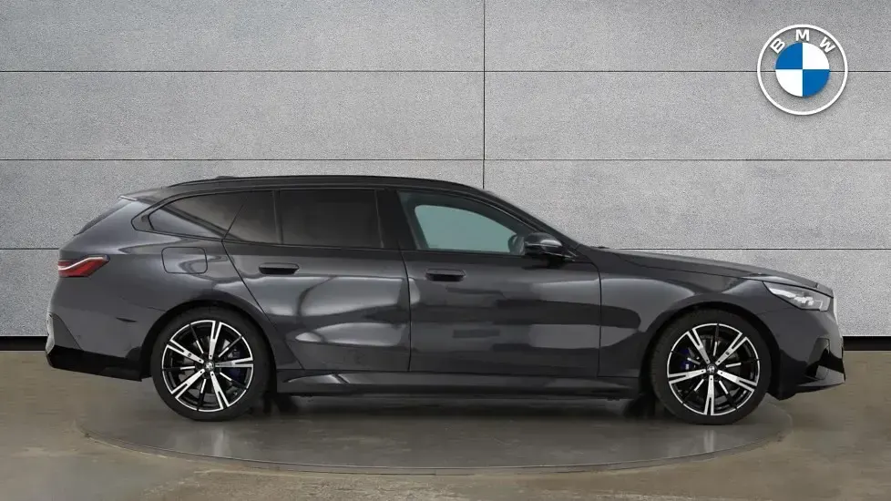 Used BMW 530e M Sport 295 HP (216 kW) 2025 Grey Estate