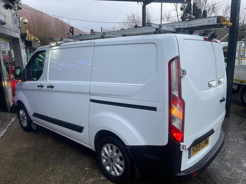 Used Ford Transit Custom 105 HP (77 kW) 2019 White
