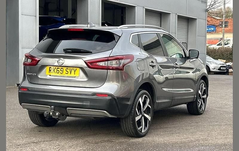 Used Nissan Qashqai Tekna 160 HP (117 kW) 2019 Grey SUV