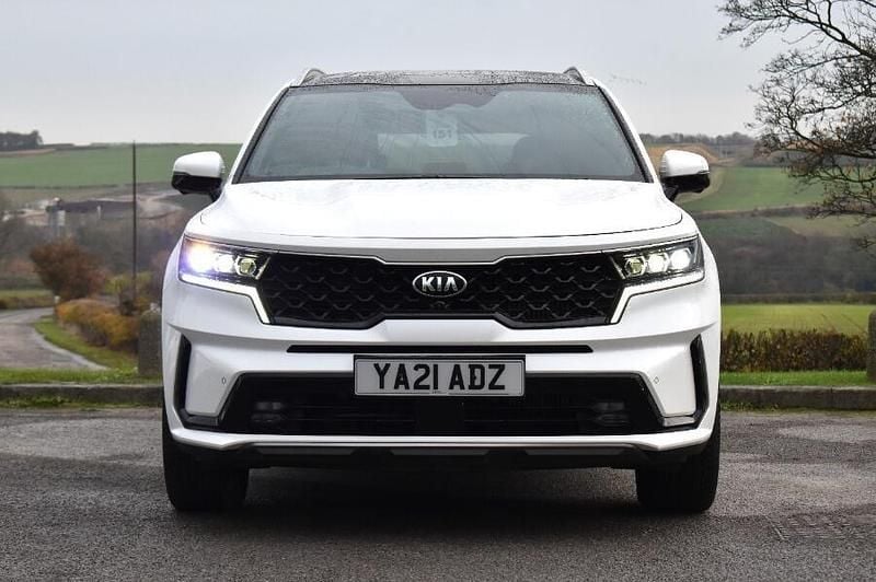 Used Kia Sorento 230 HP (169 kW) 2021 White SUV