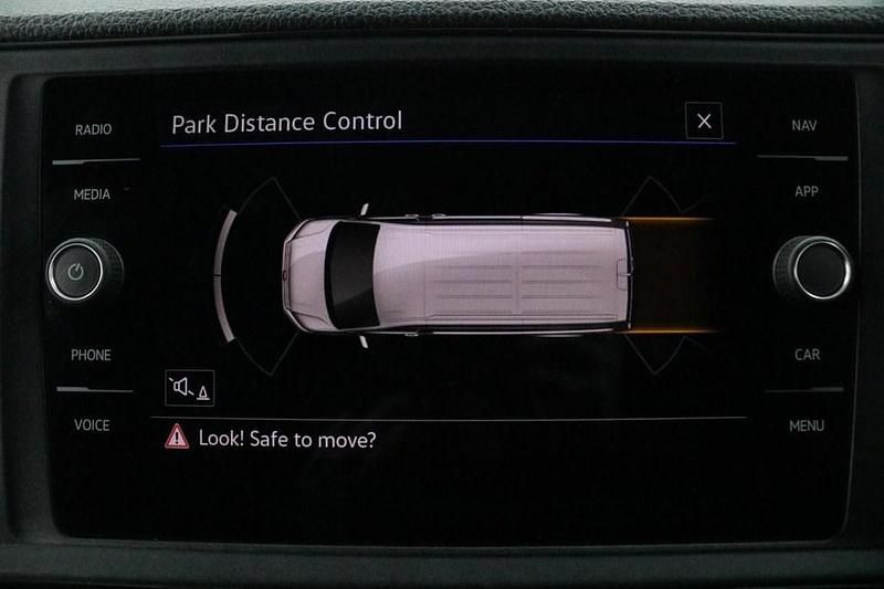 Used VW Crafter Trendline 140 HP (102 kW) 2022 White Van