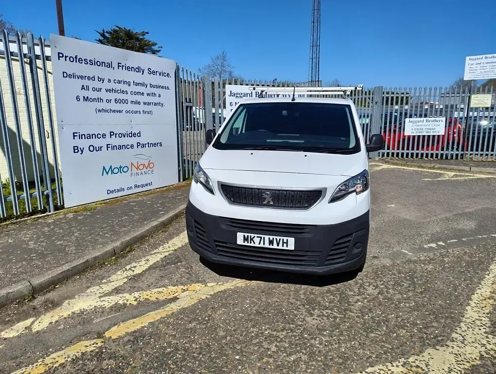 Używany Peugeot Expert 2021 Biały Van
