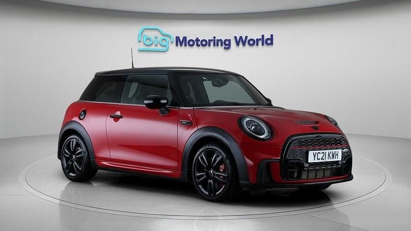 Used Mini John Cooper Works Hatch 231 HP (169 kW) 2021 Red Hatchback