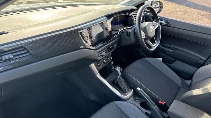 Used VW Taigo Life 110 HP (80 kW) 2024 Pure white SUV