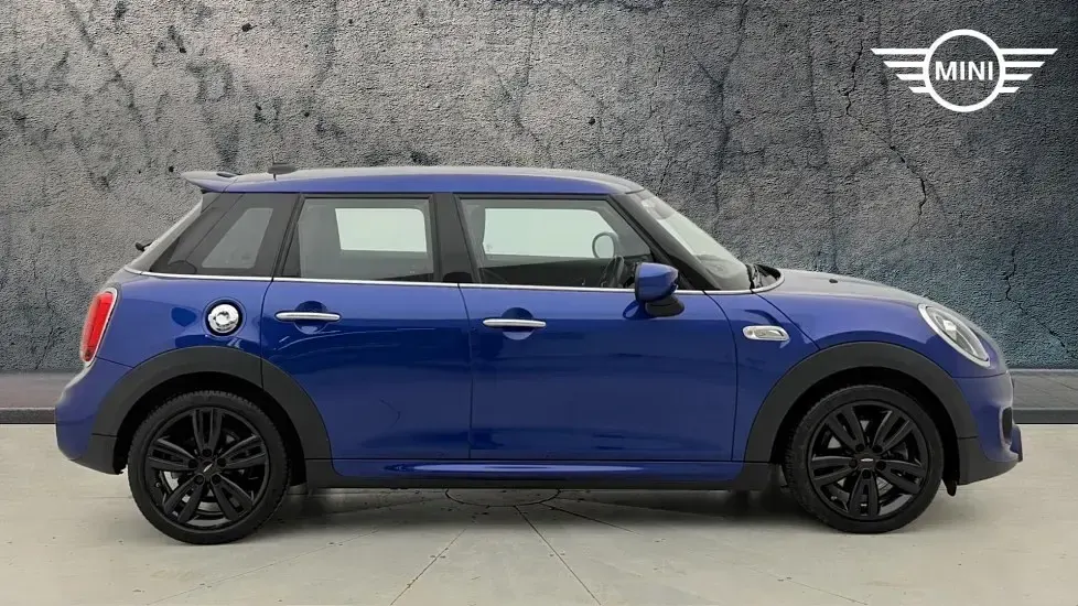 Used Mini Cooper S Hatch 189 HP (139 kW) 2020 Blue Hatchback