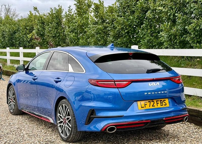Used Kia ProCeed GT 204 HP (150 kW) 2023 Blue Estate