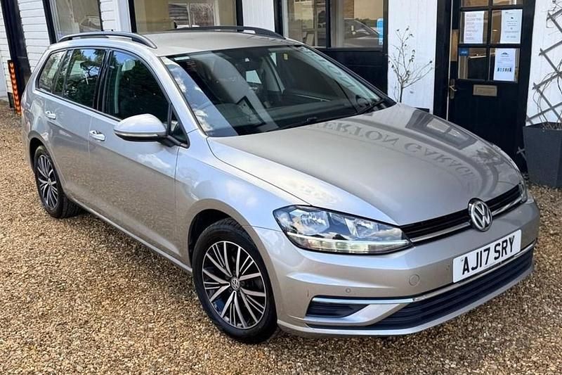 Used VW Golf VII SE 125 HP (91 kW) 2017 Silver Estate
