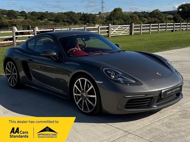 Used Porsche 718 Cayman 350 HP (257 kW) 2017 Grey Coupe