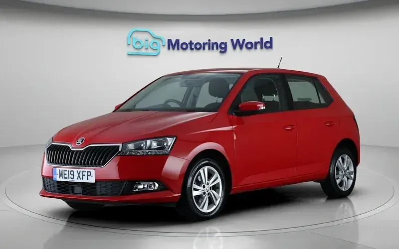 Used Skoda Fabia SE 75 HP (55 kW) 2019 Red Hatchback