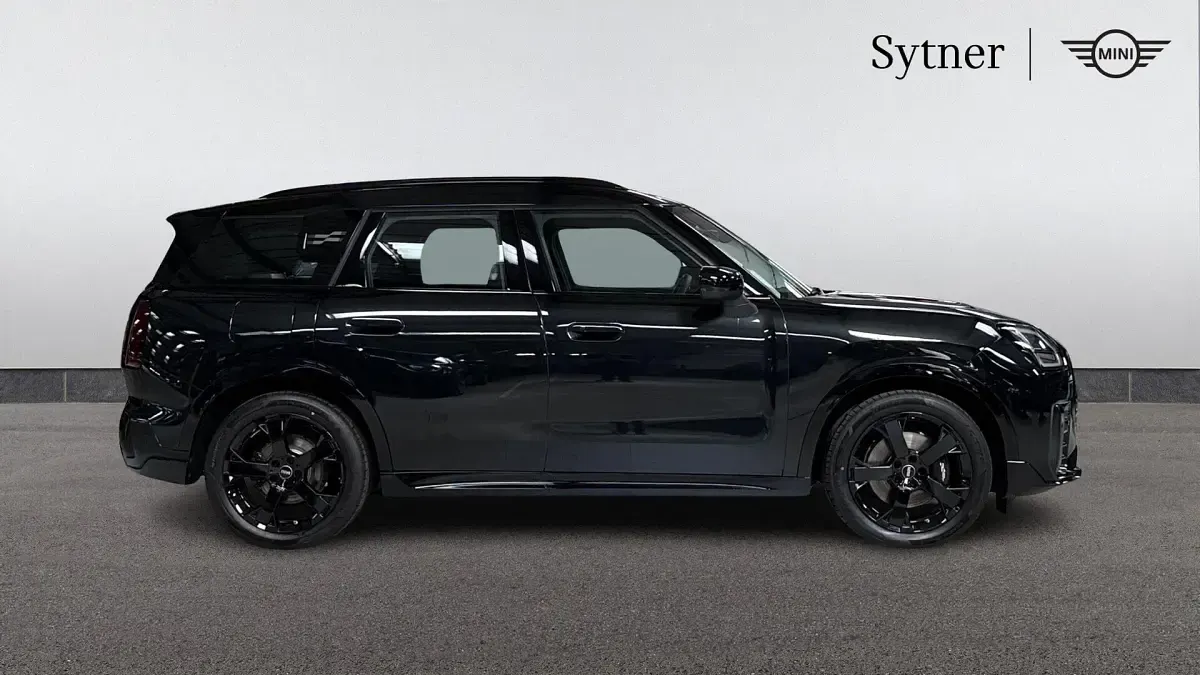 Usado Mini Countryman 168 HP (123 kW) 2025 Preto SUV