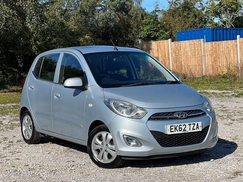 Silver Used 2012 Hyundai i10 Style Hatchback | £2,995 (Fair price) - Image 1/4