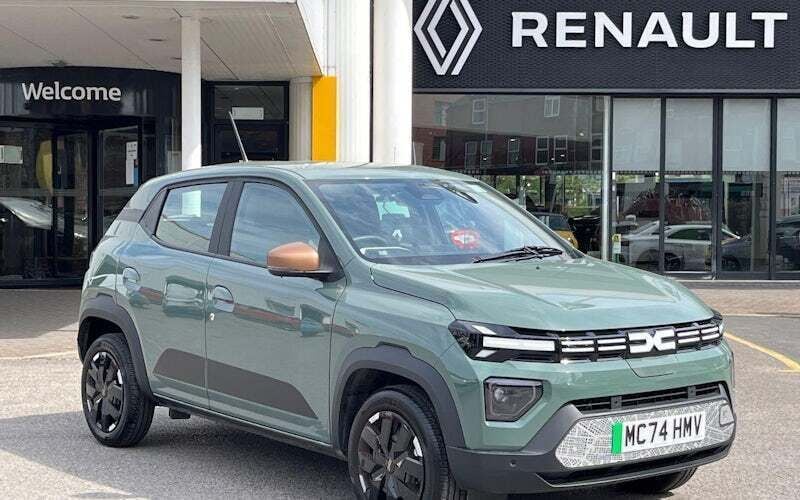 New 2024 Dacia Spring Extreme Hatchback | £11,549 - Image 1/3