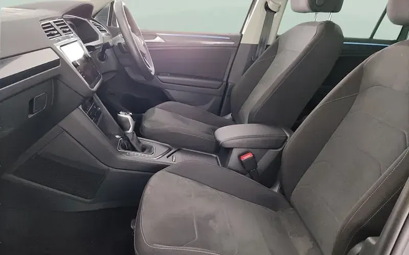 Used VW Tiguan Elegance 150 HP (110 kW) 2023 Grey SUV