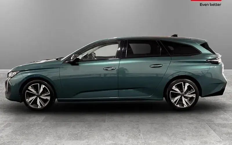 Used Peugeot 308 SW Allure 131 HP (96 kW) 2024 Estate