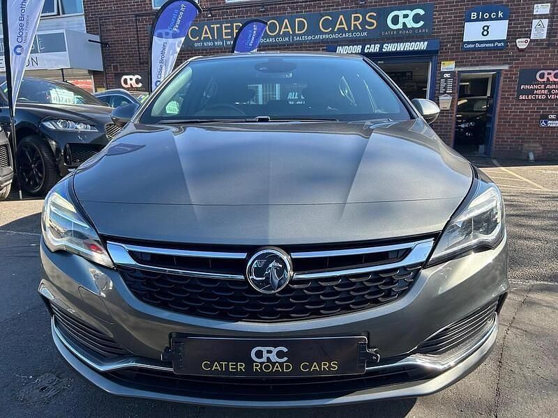 Gebraucht Vauxhall Astra SRi 200 PS (147 kW) 2018 Grau Kleinwagen