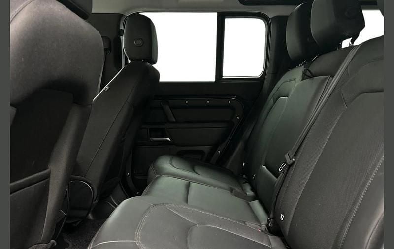 Used Land Rover Defender S 247 HP (181 kW) 2024 Black SUV