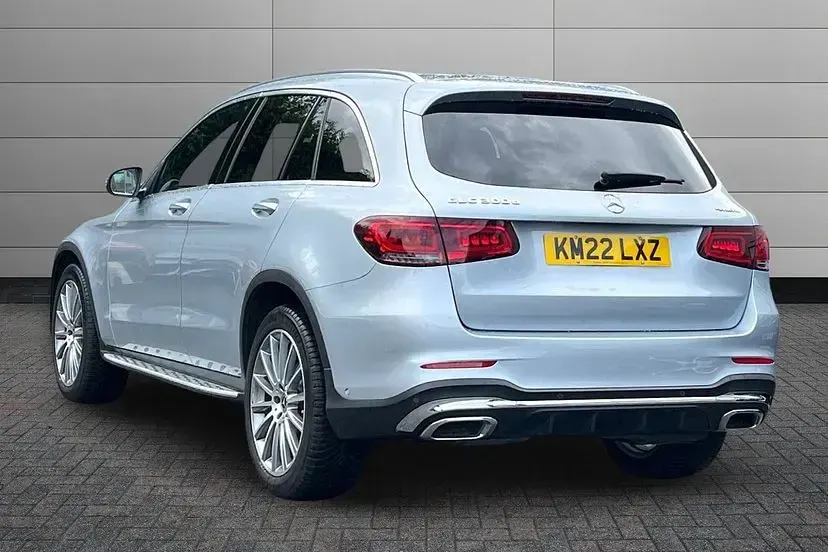 Used Mercedes GLC300 AMG Line Premium 245 HP (180 kW) 2022 Silver SUV