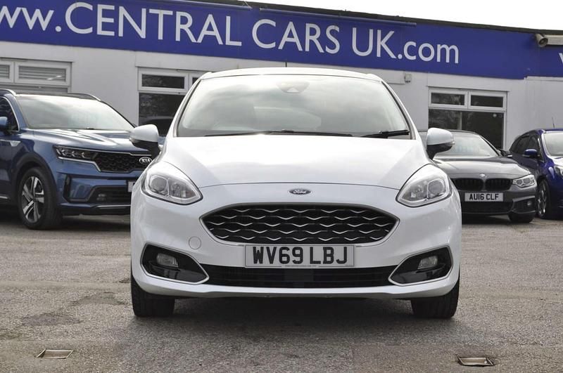 Used Ford Fiesta Vignale 125 HP (91 kW) 2019 White Hatchback