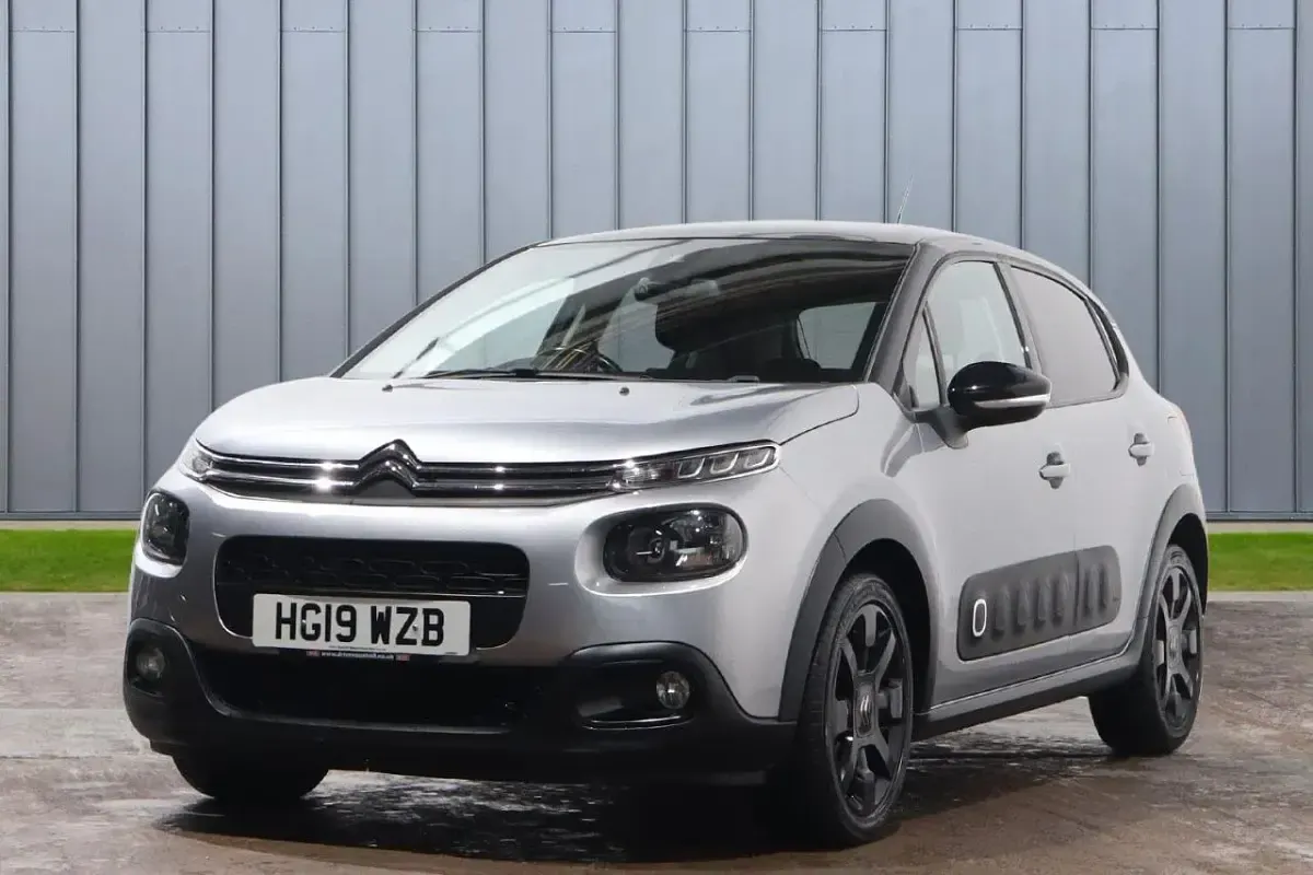 Used Citroën C3 Flair 108 HP (79 kW) 2019 Grey Hatchback