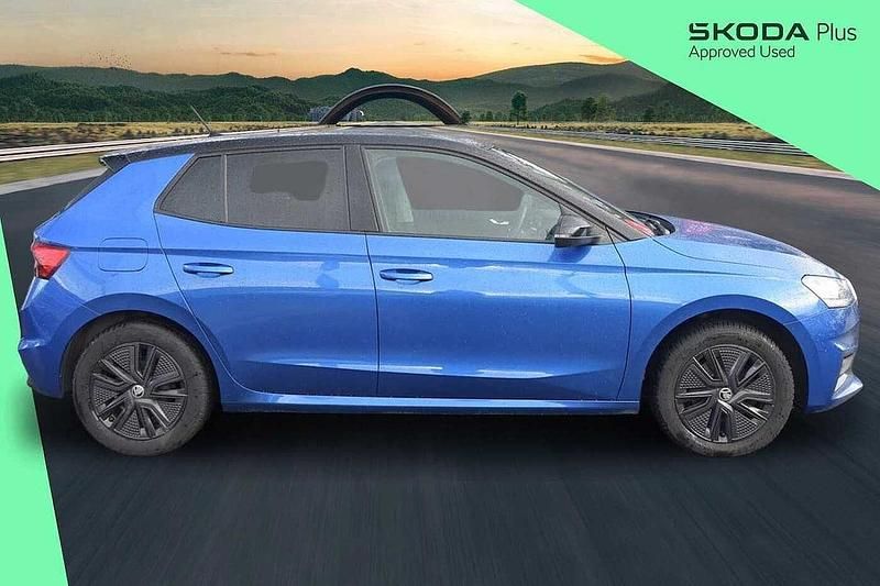 Used Skoda 110 R Colour Edition 81 HP (59 kW) 2022 Race blue metallic black magic pearl effect Hatchback