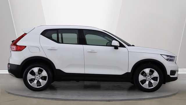 Used Volvo XC40 Momentum 190 HP (139 kW) 2020 SUV