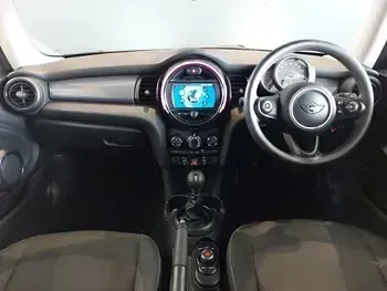 Used Mini Cooper 136 HP (100 kW) 2018 Silver Hatchback