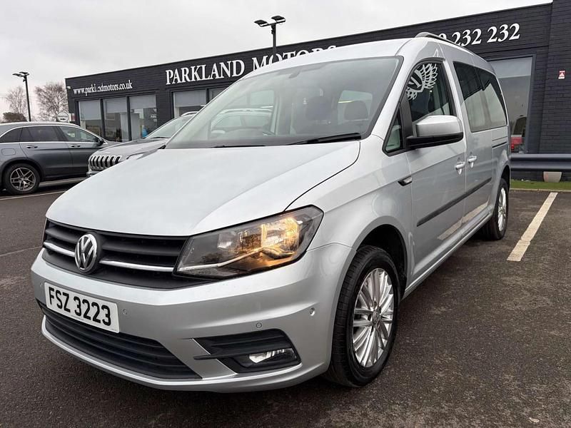Begagnad VW Caddy Life 2021 Silver Minibuss