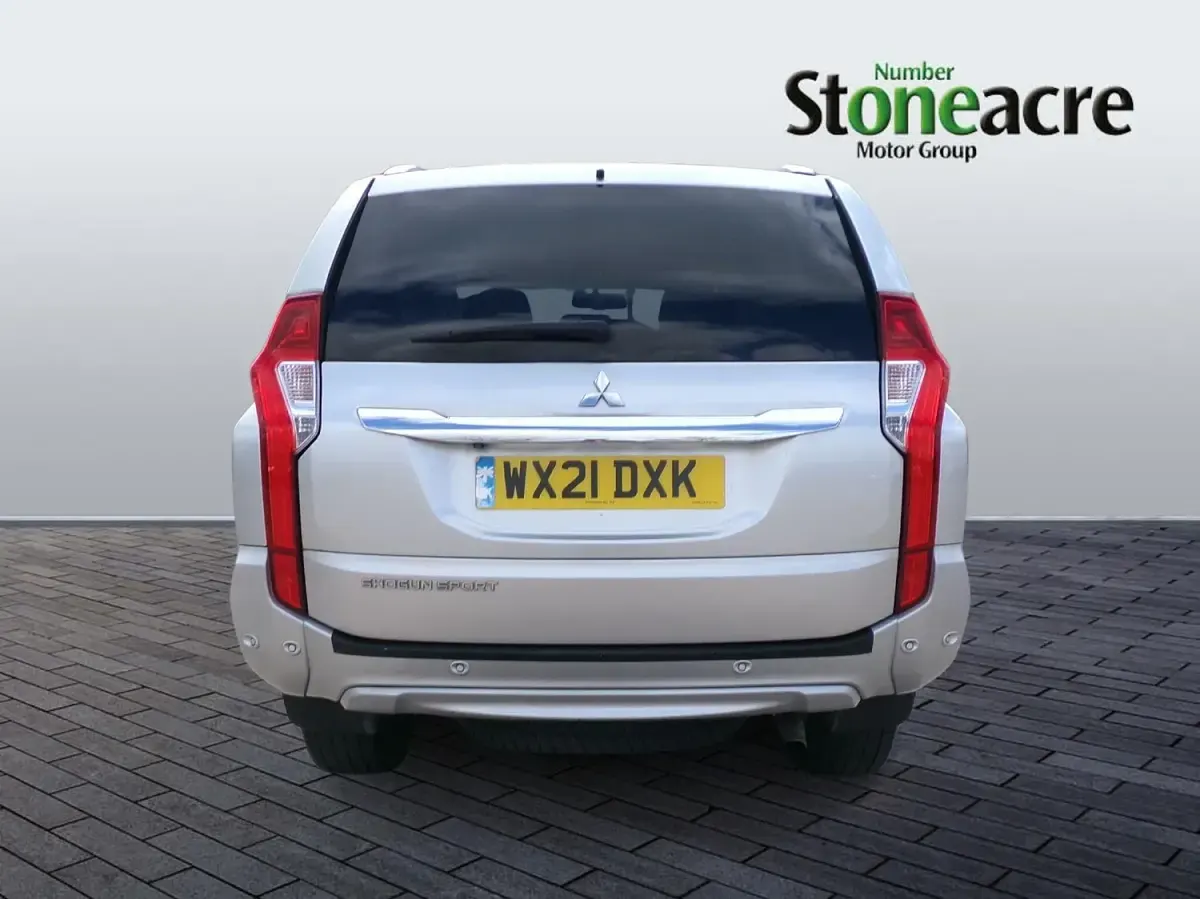 Used Mitsubishi Shogun 181 HP (133 kW) 2021 Silver SUV