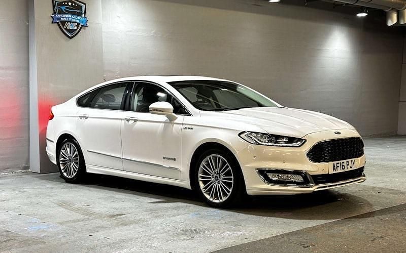 Used Ford Mondeo Vignale 209 HP (153 kW) 2017 Sedan