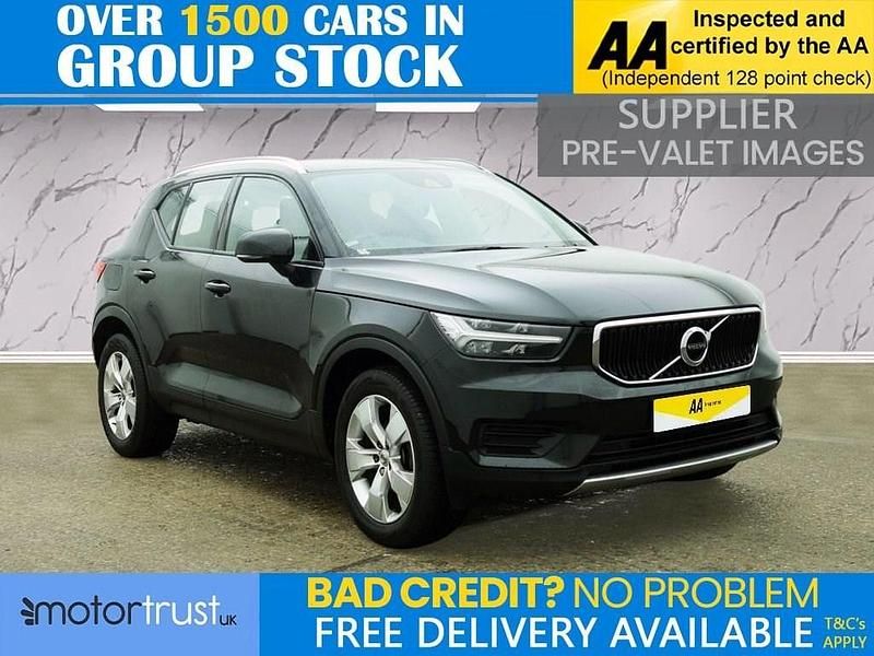 Used Volvo XC40 Momentum 163 HP (119 kW) 2021 Black SUV