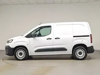 Used Citroën Berlingo 100 HP (73 kW) 2024 White MPV