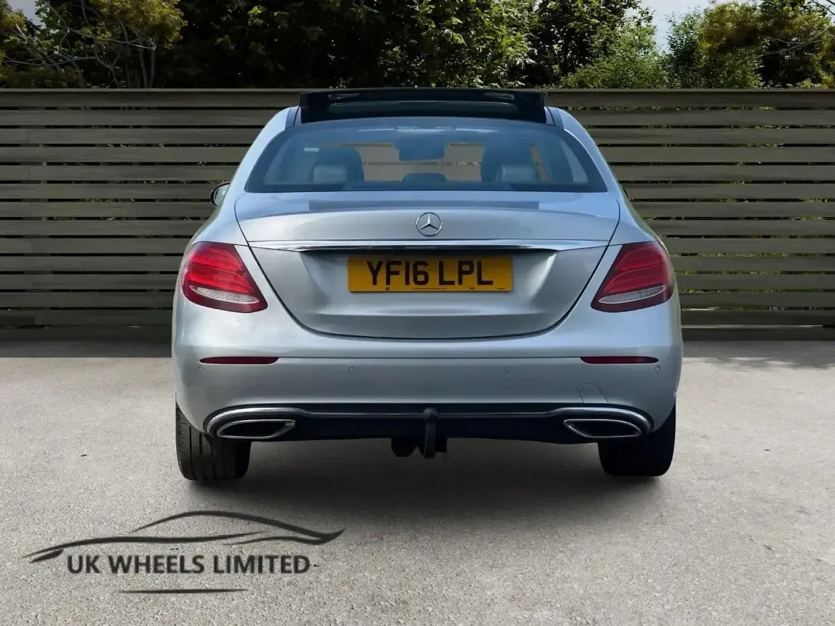 Used Mercedes E220 Premium 2016 Silver Sedan