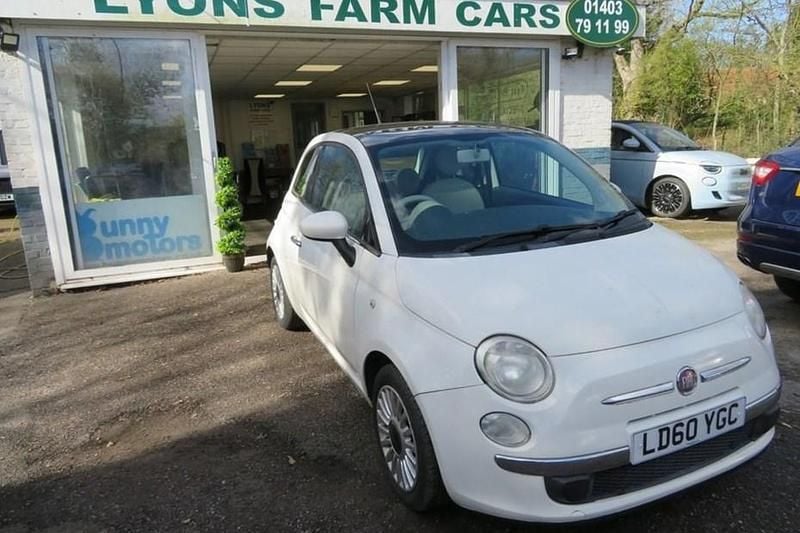 Used Fiat 500 Lounge 69 HP (50 kW) 2010 White Hatchback