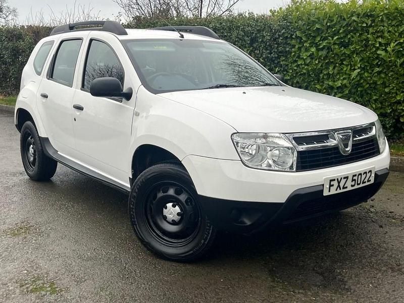 White Used 2014 Dacia Duster Acces SUV | £3,950 (A bit pricey) - Image 1/4