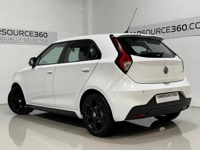 Used MG MG3 Excite 106 HP (77 kW) 2021 White Hatchback