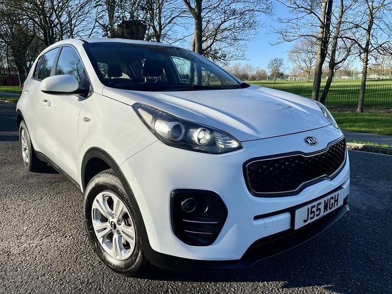 White Used 2016 Kia Sportage SUV | £6,995 (Good price) - Image 1/4