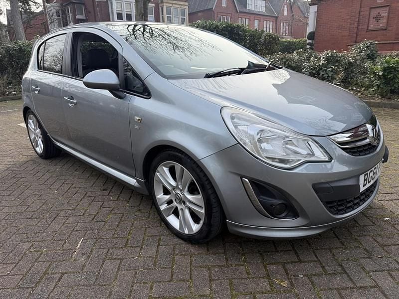 Used Vauxhall Corsa 90 HP (66 kW) 2011 Silver Hatchback