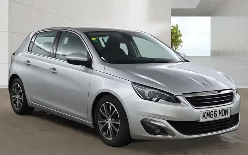 Used Peugeot 308 Allure 150 HP (110 kW) 2016 Hatchback