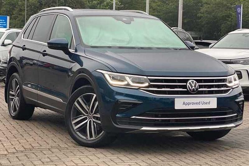 Used 2022 VW Tiguan Elegance SUV | £27,895 (Fair price) - Image 1/4
