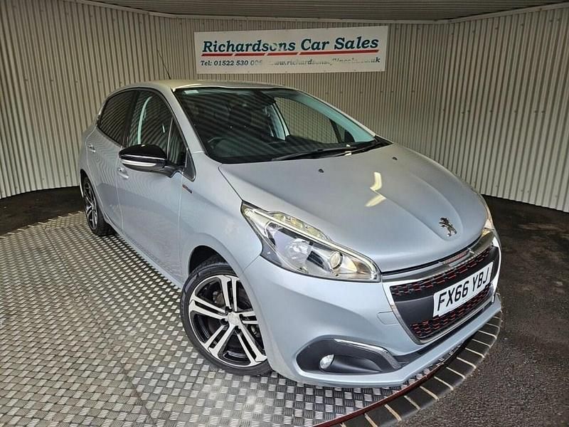 Silver Used 2016 Peugeot 208 GT-line Hatchback | £7,700 (Fair price) - Image 1/4