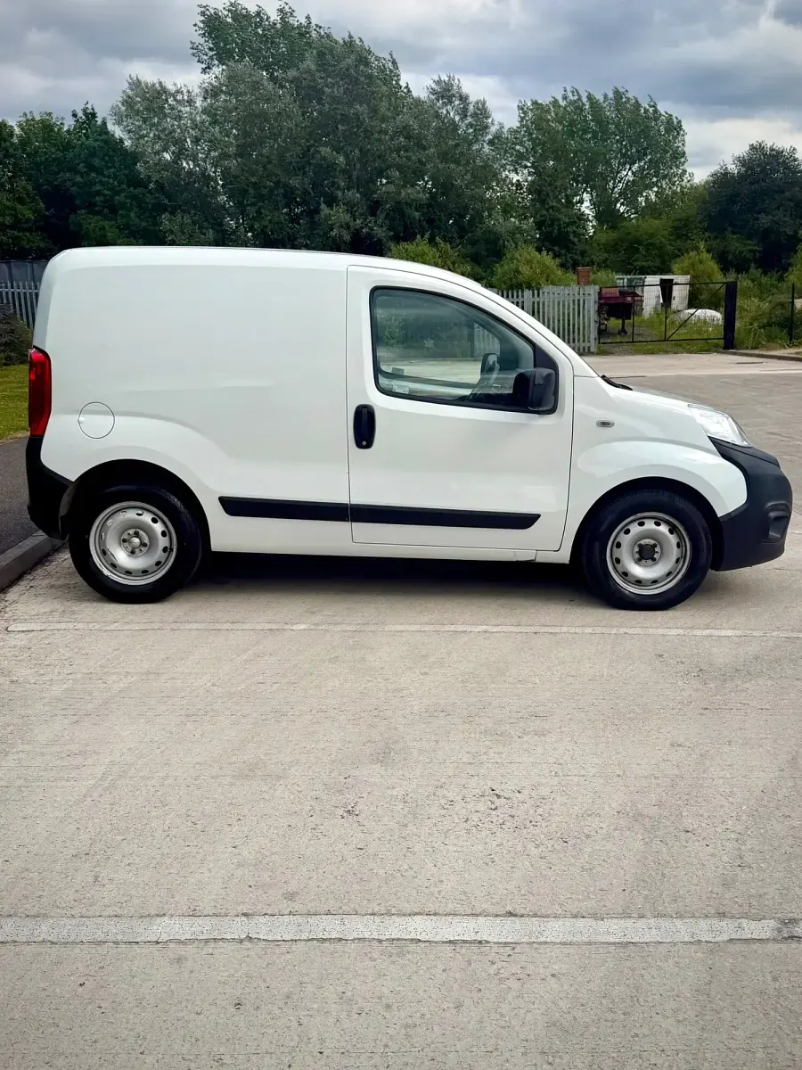 Used Fiat Fiorino 80 HP (58 kW) 2021 White MPV