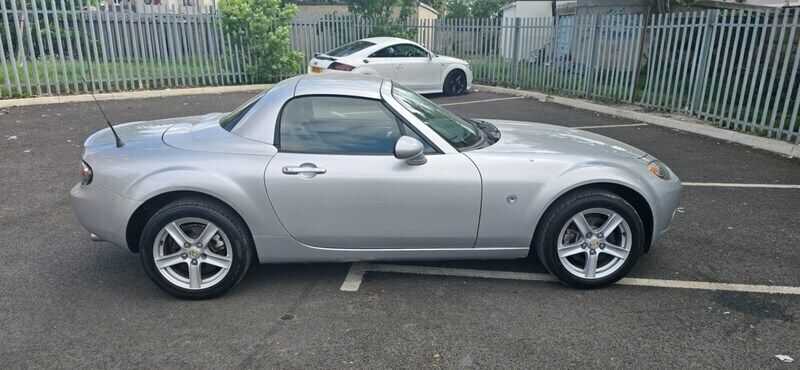 Silver Used 2007 Mazda MX5 Cabriolet | £3,995 (Fair price) - Image 1/4