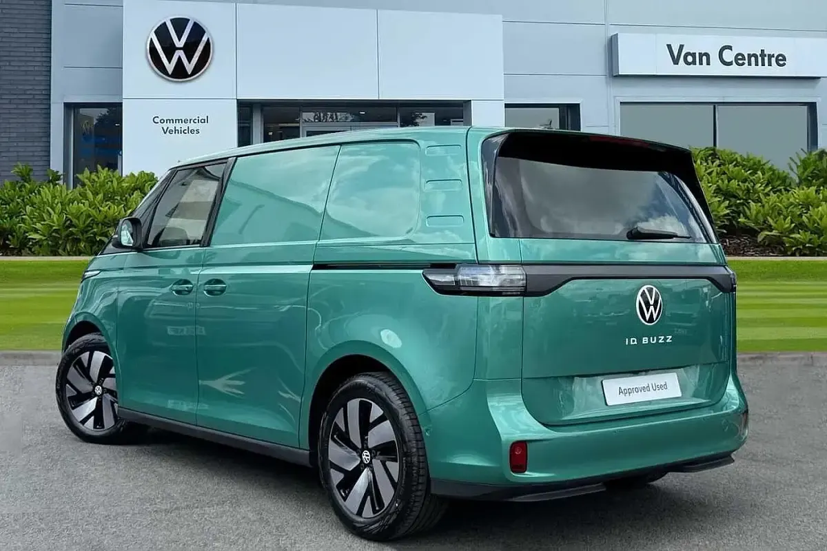 Nowe VW ID. Buzz 210 kW (286 KM) 2025 Zielony Minivan