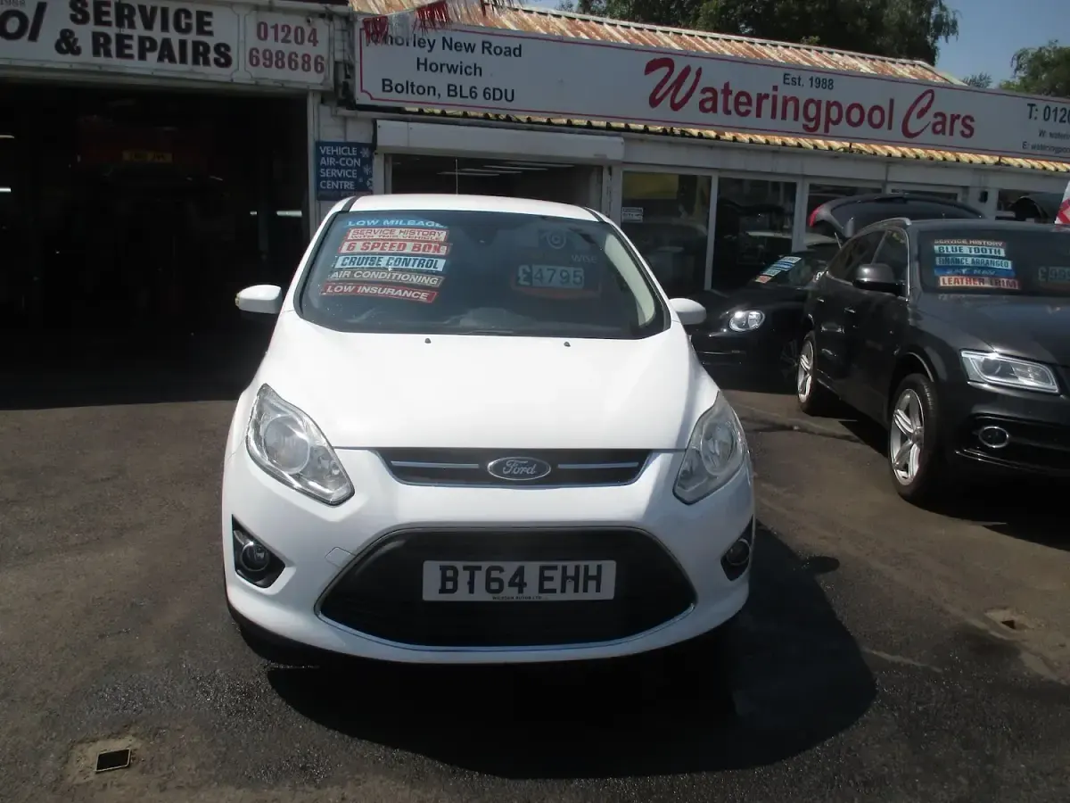 Used Ford C-MAX Zetec 98 HP (72 kW) 2015 White MPV