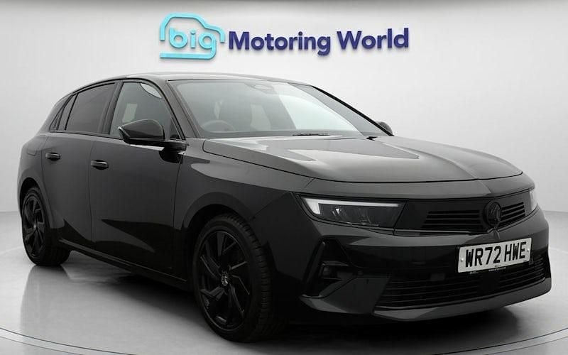 Used 2025 Vauxhall Astra GS Line Hatchback | £13,000 (Super price) - Image 1/4