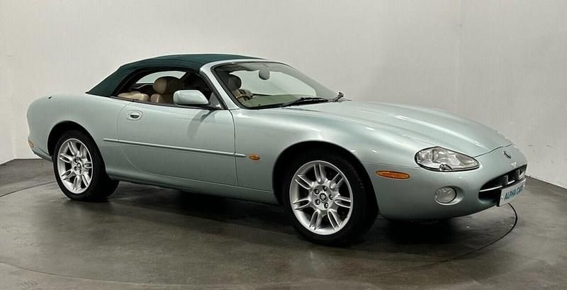 Begagnad Jaguar XF 290 HK (213 kW) 2001 Silver Cab