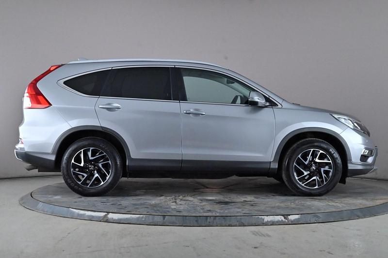 Used Honda CR-V SE Plus 155 HP (114 kW) 2018 Silver SUV
