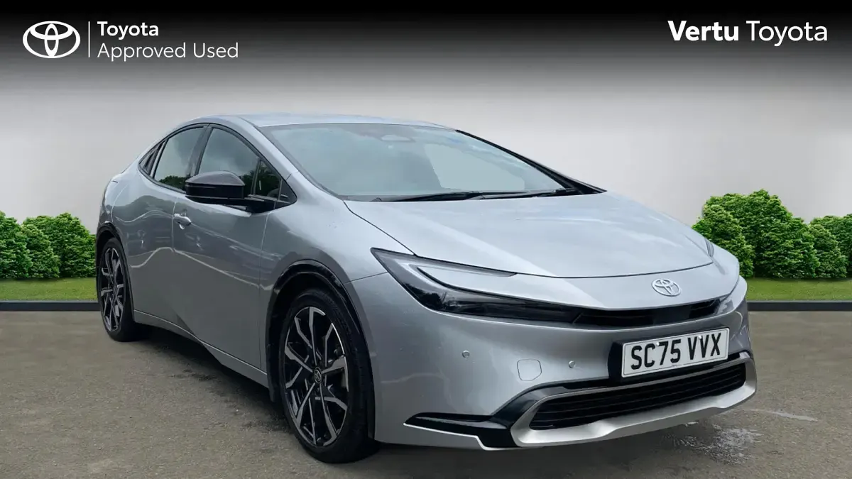 Used Toyota Prius 223 HP (164 kW) 2025 Hatchback